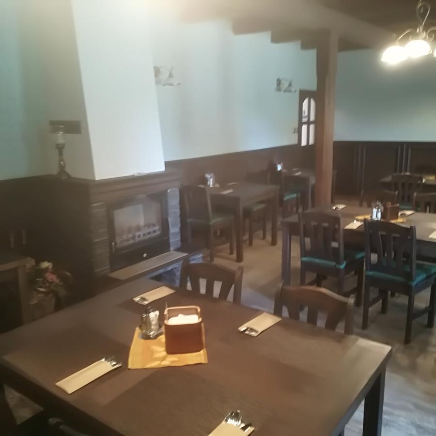 Penzion A Restauracia Hanisberg Krupina Εξωτερικό φωτογραφία