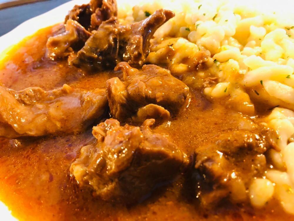 Penzion A Restauracia Hanisberg Krupina Εξωτερικό φωτογραφία
