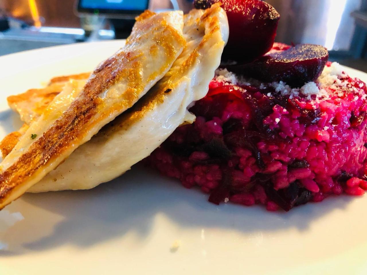 Penzion A Restauracia Hanisberg Krupina Εξωτερικό φωτογραφία
