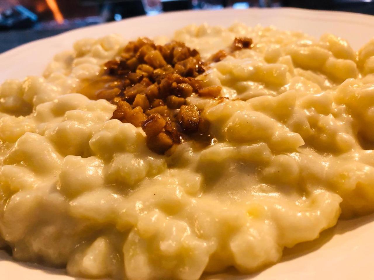 Penzion A Restauracia Hanisberg Krupina Εξωτερικό φωτογραφία